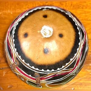 NATIVITY SCENE IN GOURD WITH OPENING LID